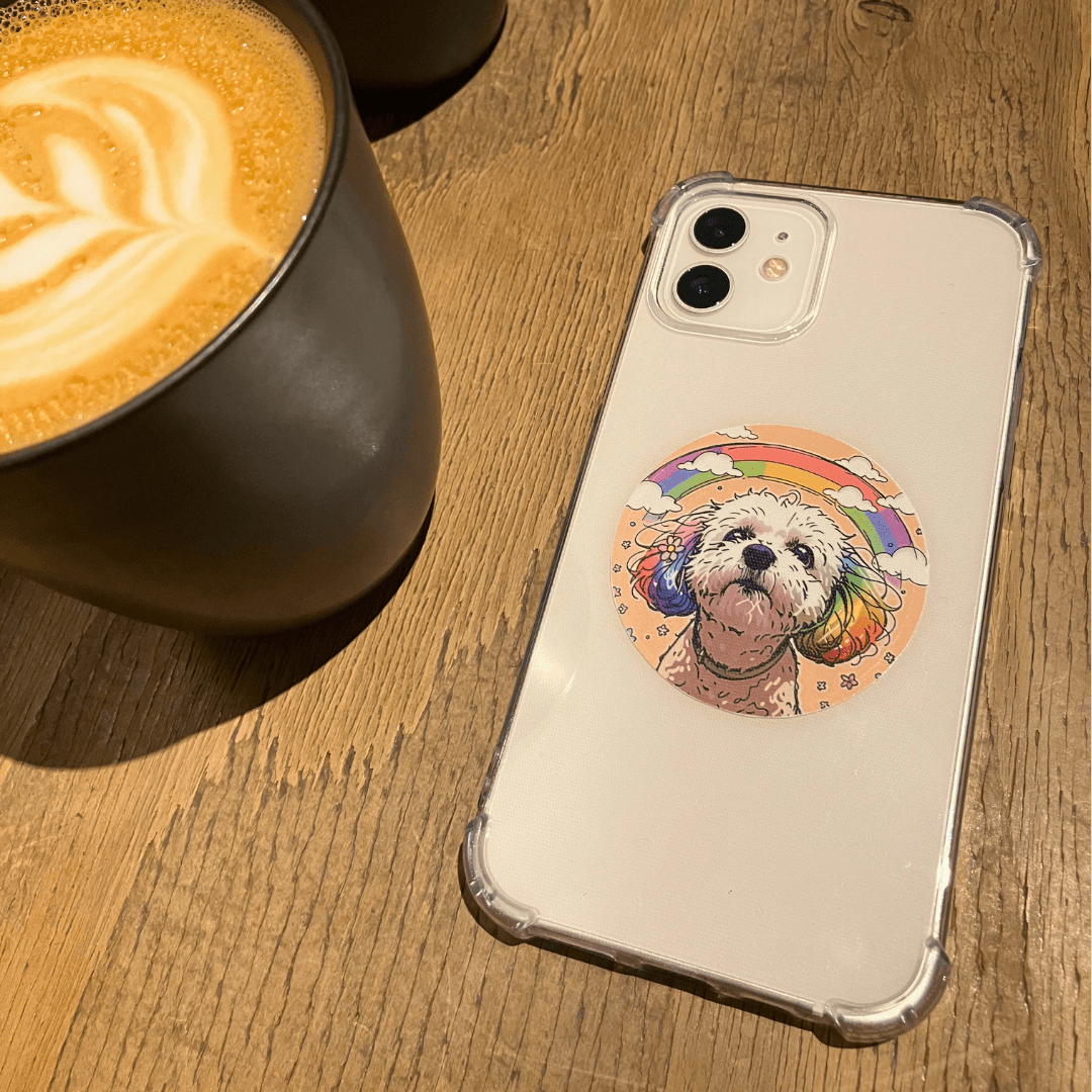 ステッカーにしてスマホケースに挟んだり